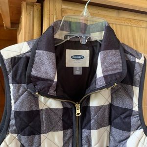 CHECKERED VEST OLD NAVY
